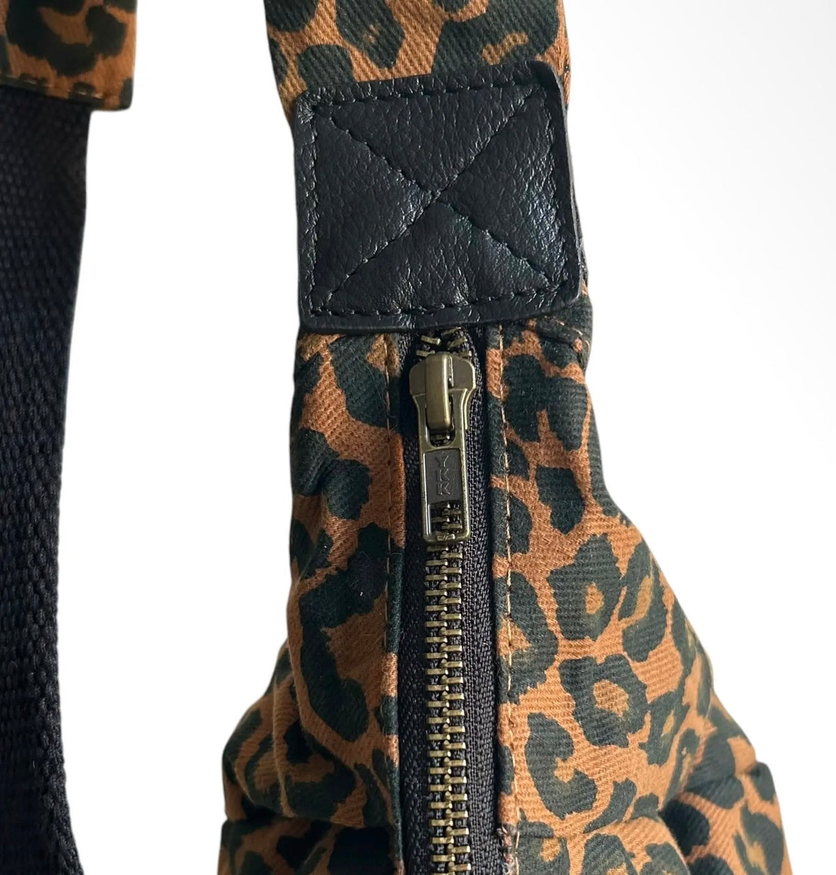 SIxton Sling Bag - leopard print