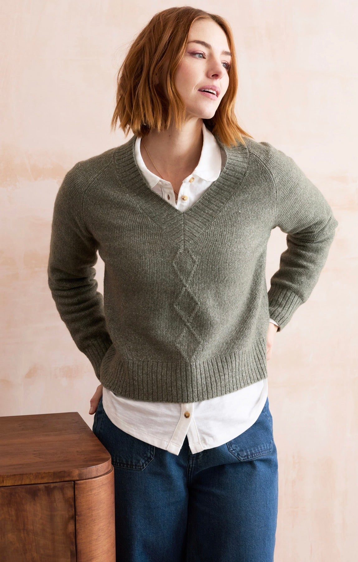 WICKRIDGE TEXTURED KNIT V-NECK JUMPER SAGE