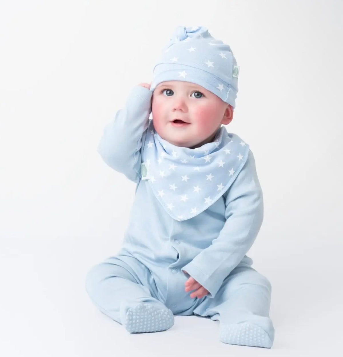 Blue and white stars baby hat