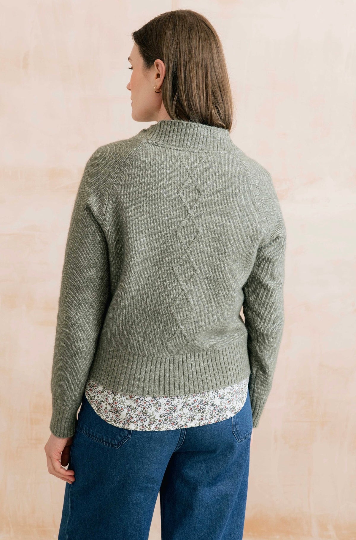 WICKRIDGE TEXTURED KNIT V-NECK JUMPER SAGE