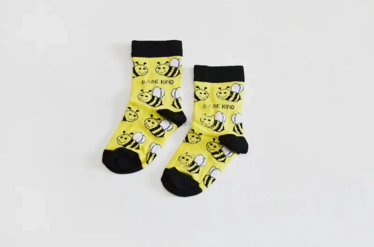 Bare Kind- Bee Childrens Socks size 6-9